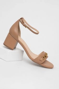 Γυναικεία Πέδιλα με τακούνι Δερμάτινα σανδάλια Guess Sara μπεζ -Guess Κατάστημα unnamed file 1781