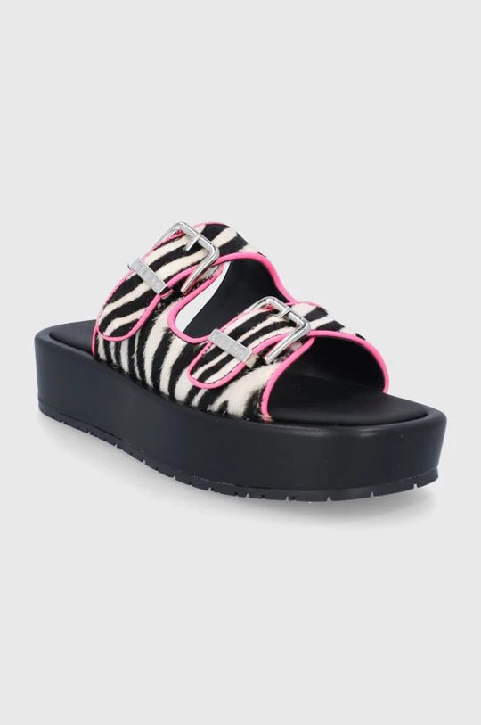 Γυναικεία Σαγιονάρες Παντόφλες Guess Ramod χρώμα: μπεζ 4 Γυναικεία Σαγιονάρες Παντόφλες Guess Ramod χρώμα: μπεζ - Image 2