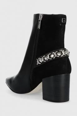 Γυναικεία Μποτάκια Δερμάτινες μπότες Guess Hibah χρώμα: μαύρο 9 Γυναικεία Μποτάκια Δερμάτινες μπότες Guess Hibah χρώμα: μαύρο -Guess Κατάστημα unnamed file 198