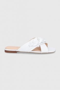 Γυναικεία Σαγιονάρες Δερμάτινες παντόφλες Guess Sameya χρώμα: άσπρο