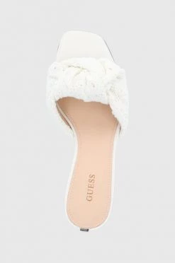 Γυναικεία Σαγιονάρες Παντόφλες Guess Diedra χρώμα: άσπρο 9 Γυναικεία Σαγιονάρες Παντόφλες Guess Diedra χρώμα: άσπρο -Guess Κατάστημα unnamed file 2393
