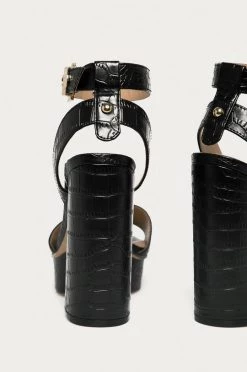 Γυναικεία Πέδιλα με τακούνι Guess - Σανδάλια καφέ -Guess Κατάστημα unnamed file 2423