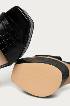 Γυναικεία Πέδιλα με τακούνι Guess - Σανδάλια καφέ -Guess Κατάστημα unnamed file 2424