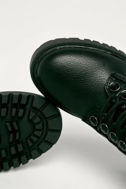 Γυναικεία Guess Jeans - Μποτάκια εργασίας μαύρο 9 Γυναικεία Guess Jeans - Μποτάκια εργασίας μαύρο -Guess Κατάστημα unnamed file 269