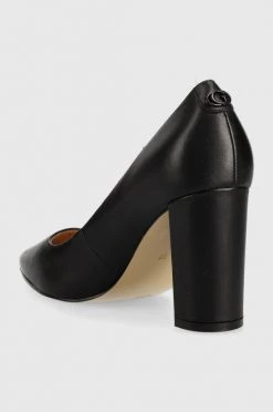 Γυναικεία Χαμηλά τακούνια Δερμάτινα γοβάκια Guess Bettey μαύρο -Guess Κατάστημα unnamed file 624