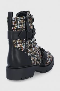 Γυναικεία Μποτάκια εργασίας Guess χρώμα: μαύρο 9 Γυναικεία Μποτάκια εργασίας Guess χρώμα: μαύρο -Guess Κατάστημα unnamed file 857